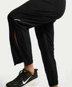 NIKE NIKE Pants M - Black
