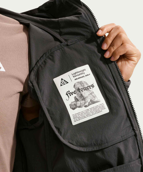 NIKE NIKE ACG Five Towers Jacket W - Anthracite/Summit White