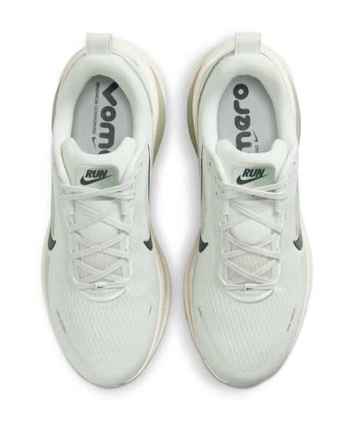 NIKE Nike Vomero 18 M - Size 10
