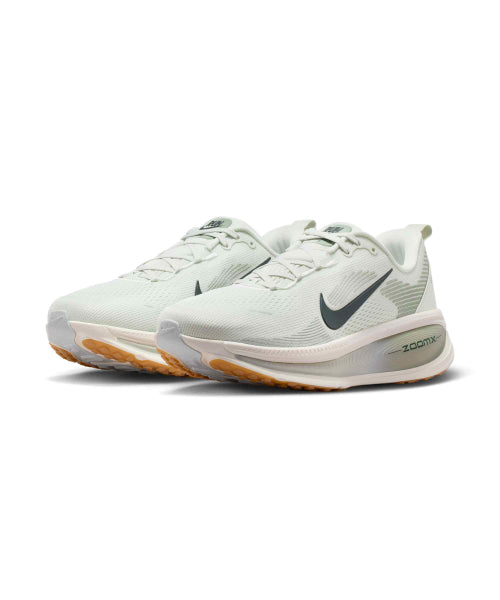 NIKE Nike Vomero 18 M - Size 10