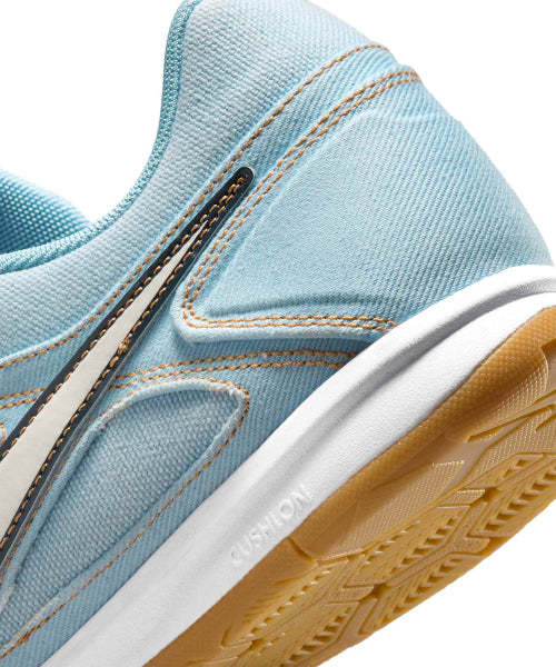 NIKE NIKE Sneakers Size