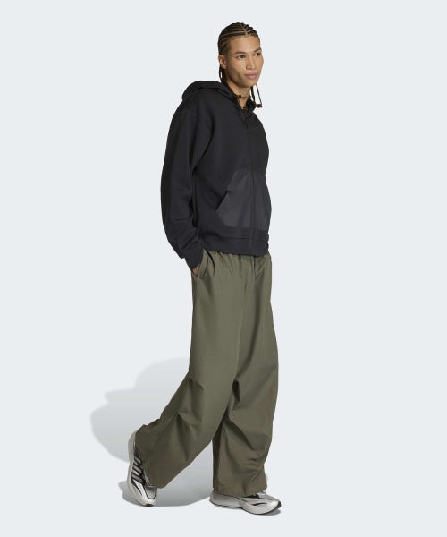 ADIDAS ADIDAS City Tech Woven Pants - Olive Strata