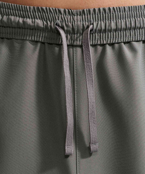 NIKE NIKE Running Shorts M - Smoke Gray