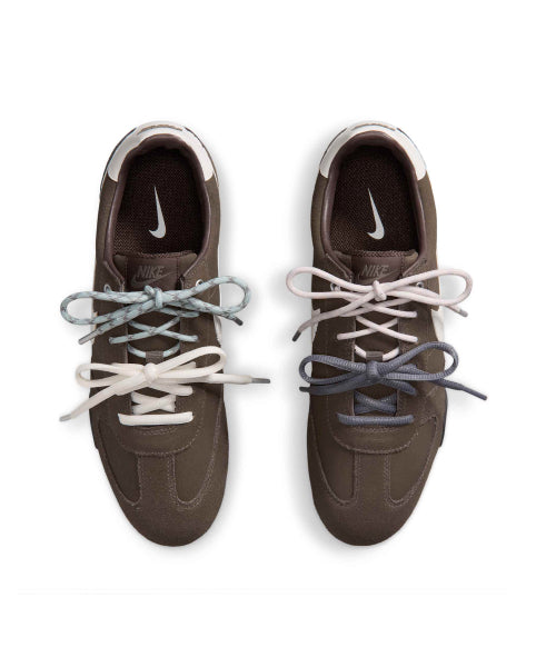 NIKE NIKE Sneakers Size 250