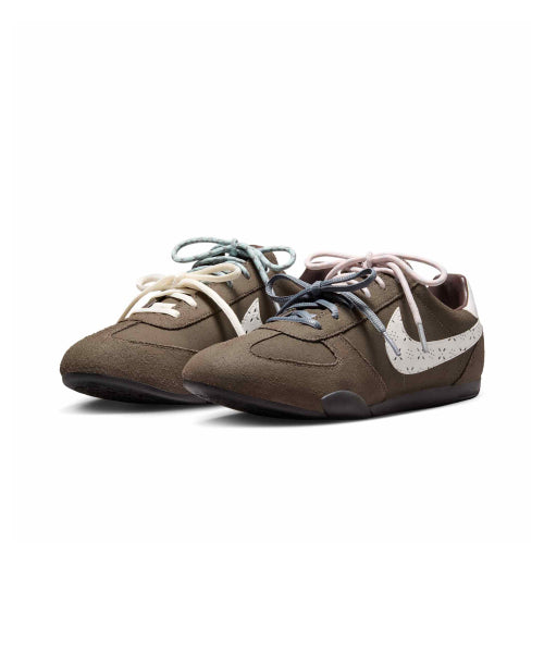 NIKE NIKE Sneakers Size 250