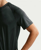 NIKE Nike Running T-Shirt M - Off Noir:Black