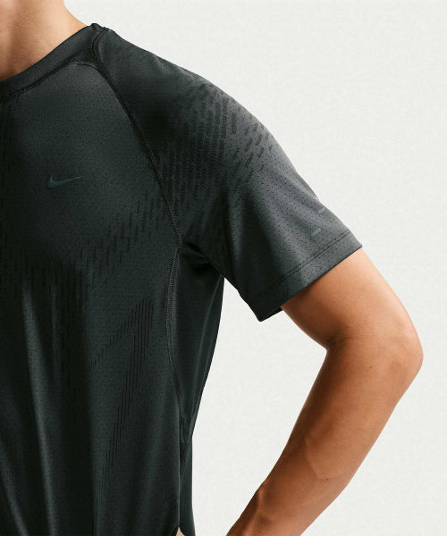 NIKE Nike Running T-Shirt M - Off Noir:Black