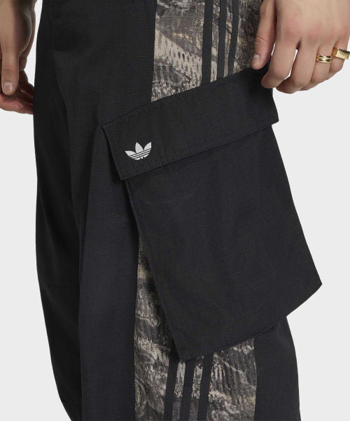 ADIDAS ADIDAS Cargo Pants - Black