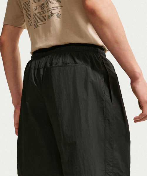 NIKE NIKE Sports Shorts M - Black:White