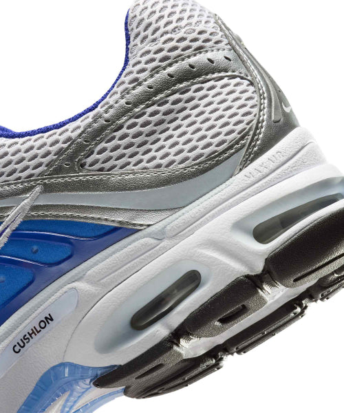 NIKE NIKE Air Max Moto 2K M - Size