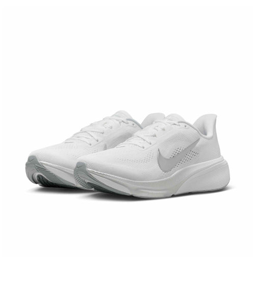 NIKE Nike Shoes Women Size 260