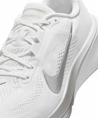 NIKE Nike Shoes Women Size 260