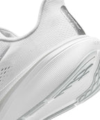 NIKE Nike Shoes Women Size 260