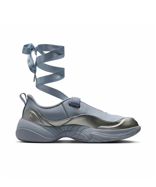 NIKE Nike Jordan Point W Metallic Silver:Smoke Gray:Photon Dust