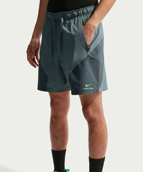 NIKE NIKE Pro Training Dry Fit Shorts - 6 Inch
