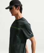 NIKE NIKE Hiverse Dry Fit UV Protection Short Sleeve Running Top M