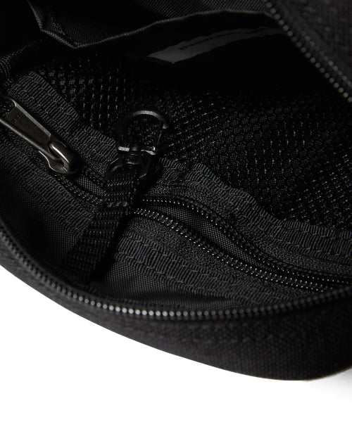 THISISNEVERTHAT THISISNEVERTHAT T-Logo Shoulder Bag Black
