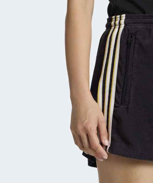 ADIDAS ADIDAS Terry Towel Firebird Short Pants - Size M