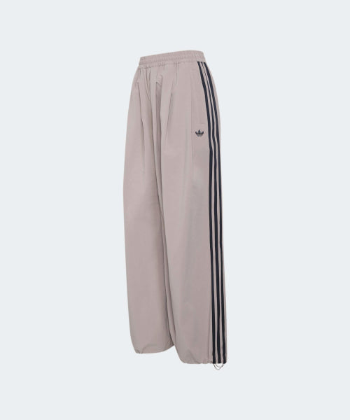 ADIDAS ADIDAS Pleated Track Pants - Chunky Brown