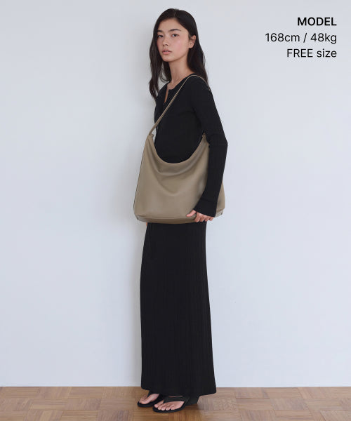 MUSINSA STANDARD WOMAN MUSINSA STANDARD WOMAN Slouchy Shoulder Bag Taupe