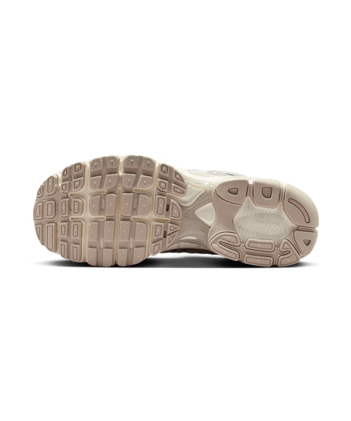 NIKE Nike Sneakers Women - Pale Ivory
