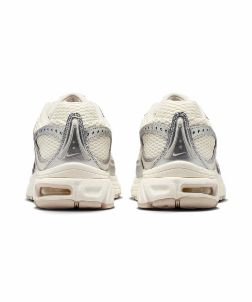 NIKE Nike Sneakers Women - Pale Ivory