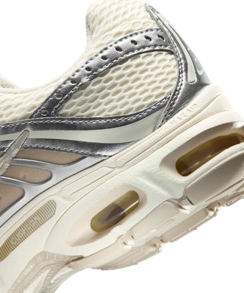 NIKE Nike Sneakers Women - Pale Ivory