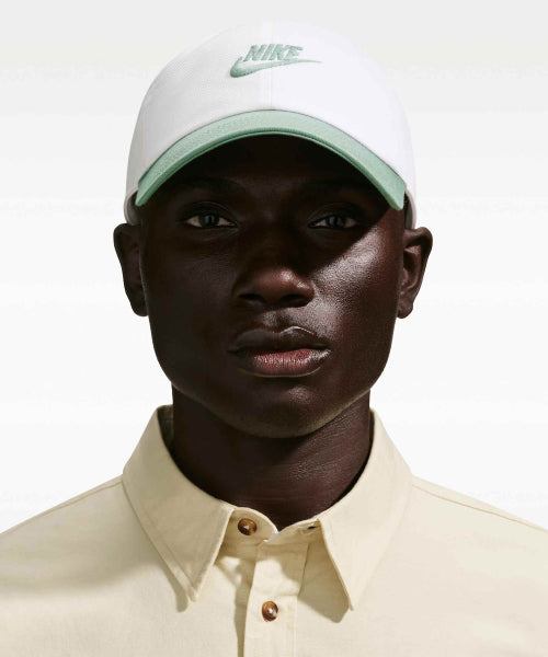 NIKE NIKE Club Unstructured Futura Wash Cap - White