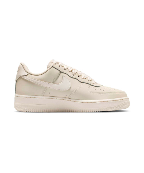 NIKE NIKE Sneakers Air Force 1 Retro Premium W - Size 7