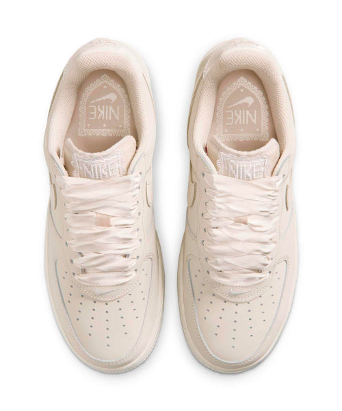 NIKE NIKE Sneakers Air Force 1 Retro Premium W - Size 7