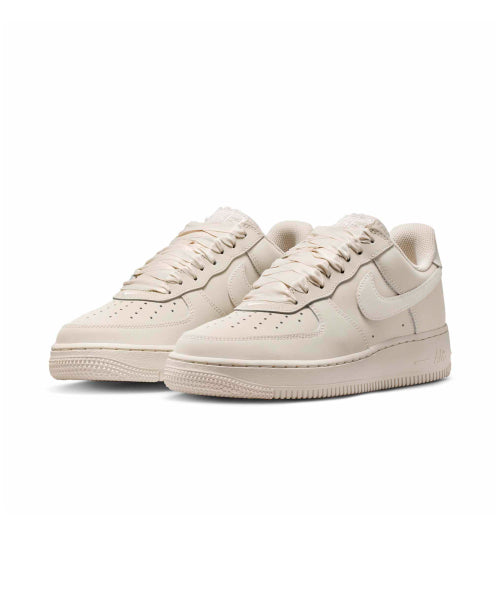 NIKE NIKE Sneakers Air Force 1 Retro Premium W - Size 7