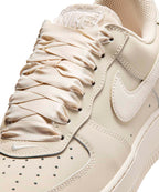 NIKE NIKE Sneakers Air Force 1 Retro Premium W - Size 7
