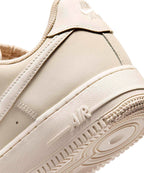 NIKE NIKE Sneakers Air Force 1 Retro Premium W - Size 7
