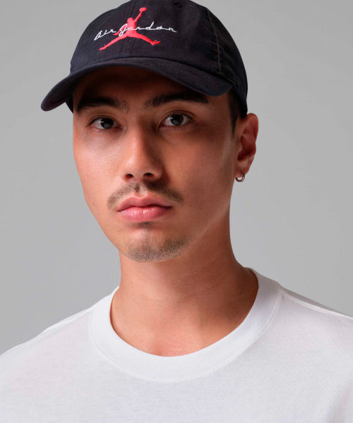 NIKE Nike Jordan Graphic T-Shirt M - White: Infrared 23