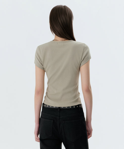 MUSINSA STANDARD WOMAN MUSINSA STANDARD WOMAN T-Shirt Slim Crew Neck [Khaki Beige]