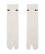 NIKE NIKE Everyday Plus Lightweight Crew Socks - Light Bone:Black