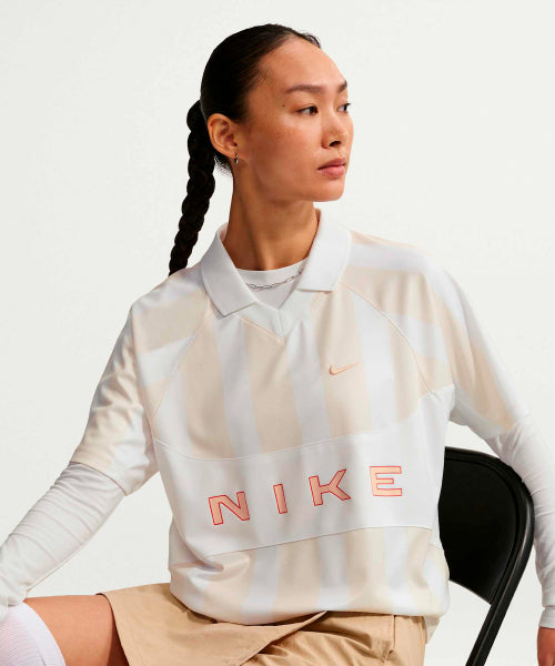 NIKE NIKE T-Shirt Women - Chalk:White:White:Arctic Orange
