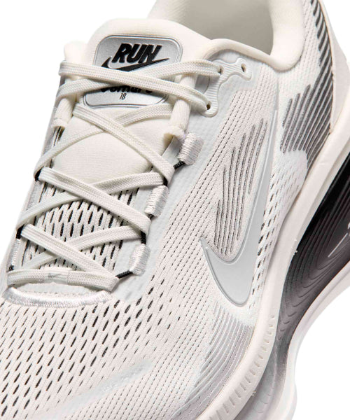 NIKE Nike Vomero 18 M - Summit White