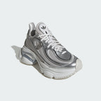 ADIDAS ADIDAS Ozvenuz Sneakers Size 225