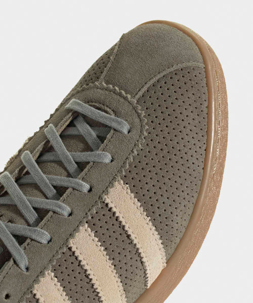 ADIDAS ADIDAS Sneakers Tobacco - Olive Strata