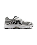 NIKE Nike Sneakers Size