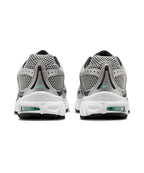 NIKE Nike Sneakers Size