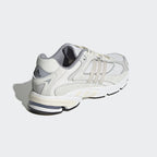 ADIDAS ADIDAS Response CL Sneakers