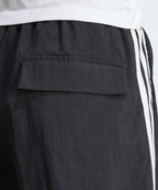 ADIDAS ADIDAS Essential 3-Stripe Lifestyle Woven Short Pants - Size S