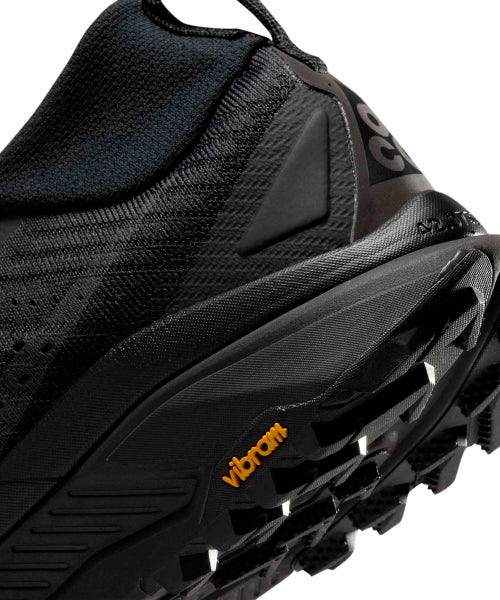 NIKE NIKE ACG Zegama Trail W - Size
