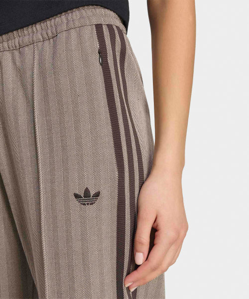ADIDAS ADIDAS Classic Track Pants - Size S