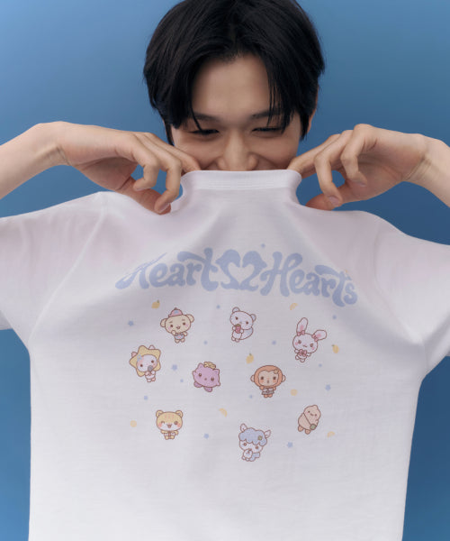 [하츠투하츠 컬래버] Hearts2Hearts 티셔츠 [화이트]
