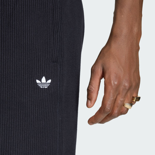 ADIDAS ADIDAS Trefoil Essential Waffle Shorts