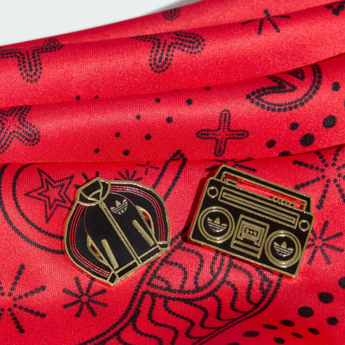 ADIDAS ADIDAS Pins and Scarves Accessory