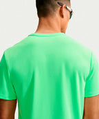 NIKE NIKE T-Shirt Size M - Illusion Green